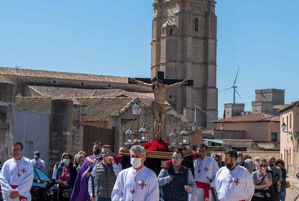 VÍA CRUCIS (Viernes Santo)