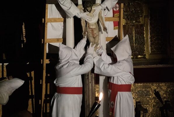 FUNCIÓN DEL DESCENDIMIENTO (Viernes Santo)