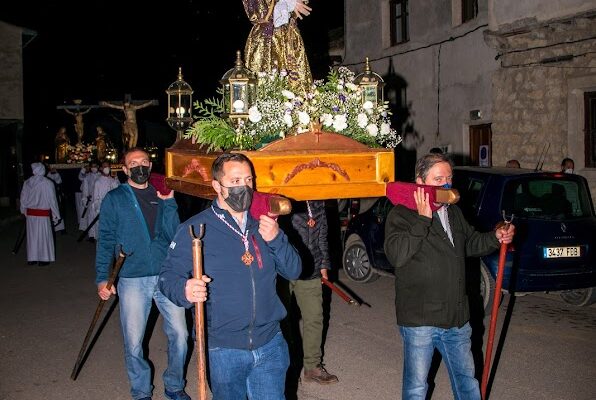 PROCESIÓN DEL SANTO ENTIERRO  (Viernes Santo)