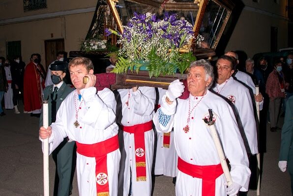 PROCESIÓN DEL SANTO ENTIERRO  (Viernes Santo)