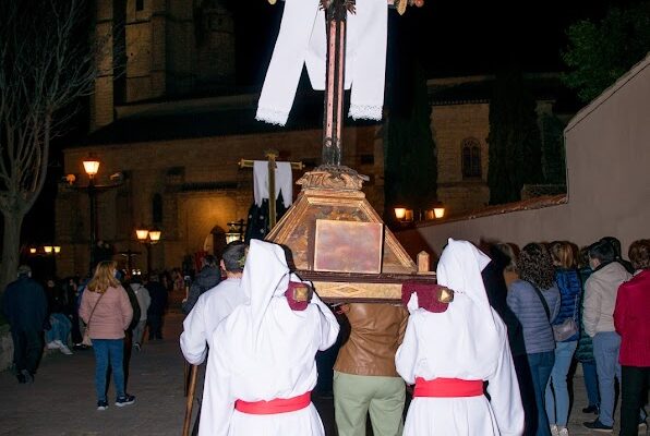 PROCESIÓN DEL SANTO ENTIERRO  (Viernes Santo)